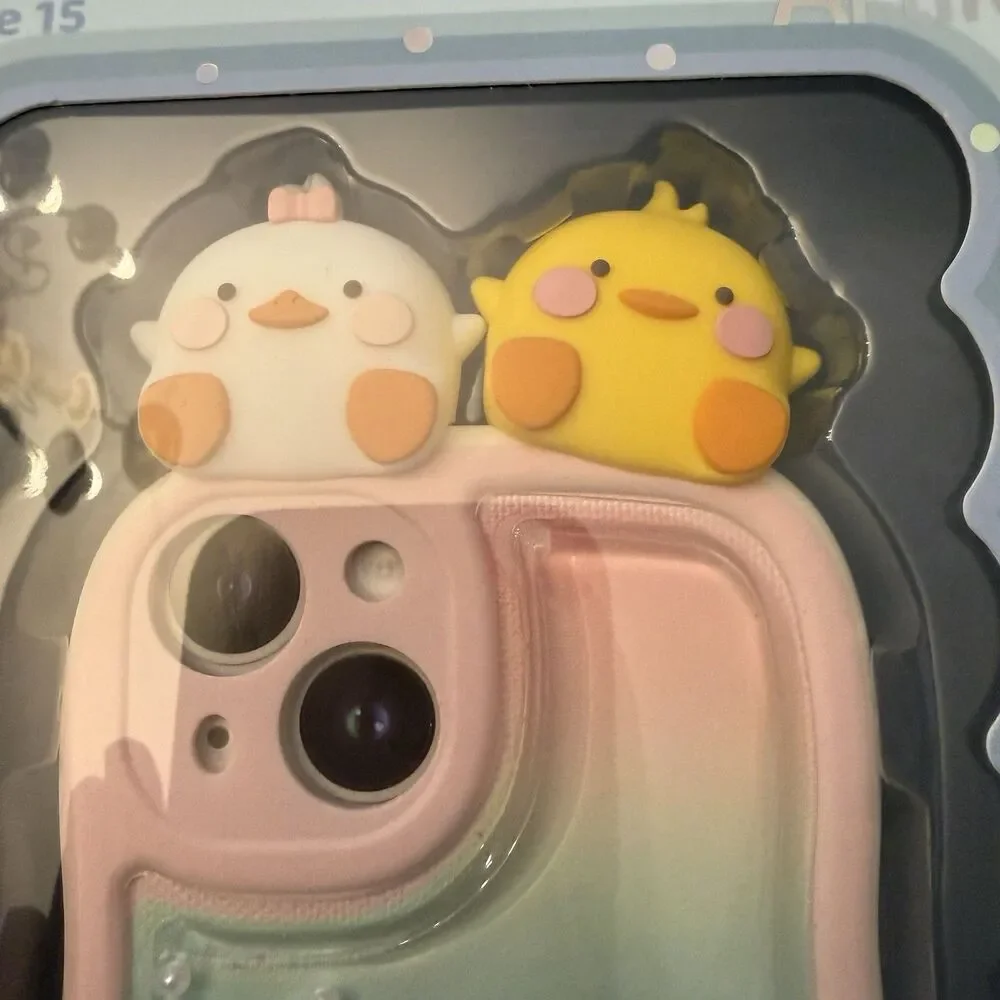 Artikl Peek-a-Pals Dream float iPhone 15 Case Bundle Chicks Liquid Glitter New